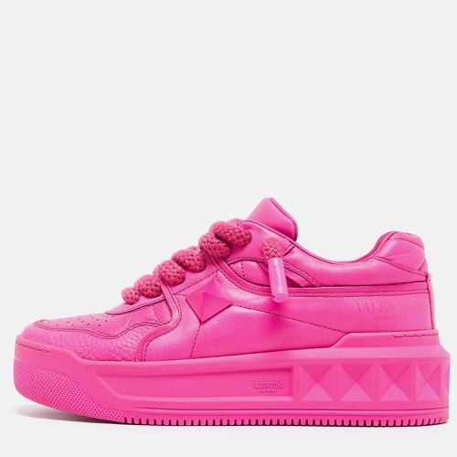 Neon Leather One Stud XL Sneakers Size 38 - Valentino - Modalova