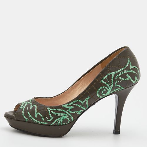 Versace Olive Brown Embroidered Leather Peep Toe Platform Pumps Size 36 - Versace - Modalova