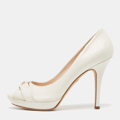 Versace Cream Leather Medusa Peep Toe Pumps Size 40 - Versace - Modalova