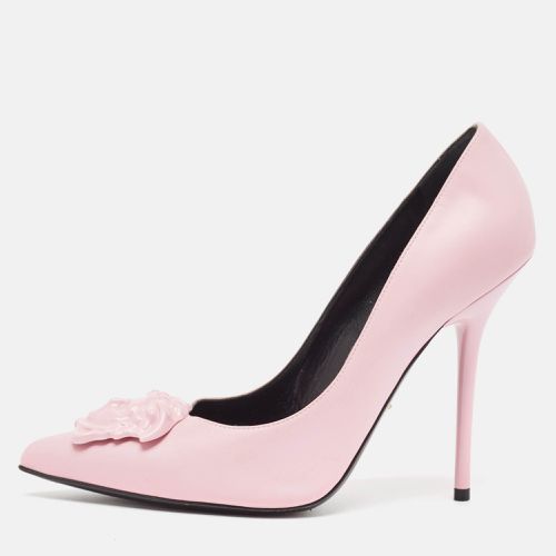 Versace Pink Leather Medusa Pointed Toe Pumps Size 38.5 - Versace - Modalova