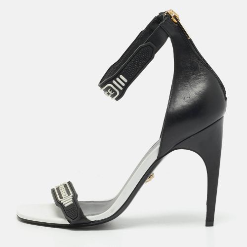 Size 40 /White Leather and Rubber Ankle Strap Sandals - Versace - Modalova