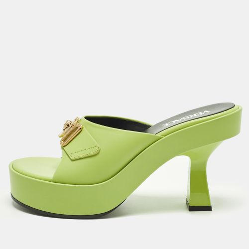 Medusa Biggie Size 38 Lime Leather Platform Mules - Versace - Modalova