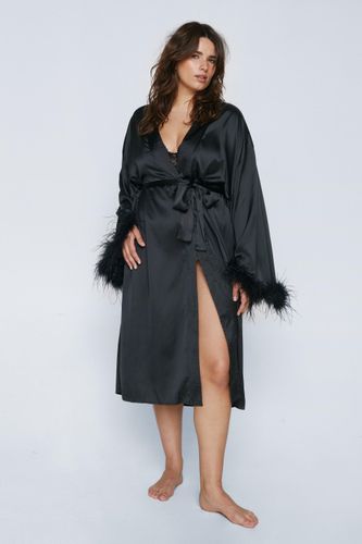 Womens Plus Size Feather Trim Satin Longline dressing gown - - 22 - Nasty Gal - Modalova