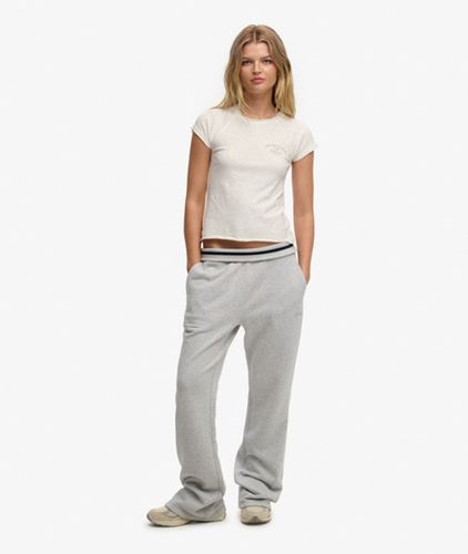 Damen Athletic Essentials Logo Flare-jogger mit Tiefem Bund - Größe: 36 - Superdry - Modalova