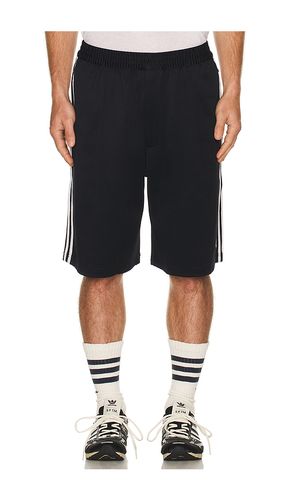 Twill Short in . Taglia L. Also in M, XL/1X, XXL/2X - adidas by Wales Bonner - Modalova