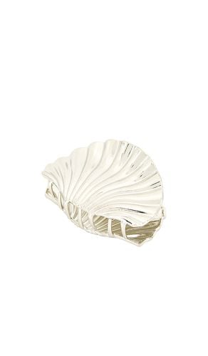 Seashell Hair Clip in - Jordan Road - Modalova