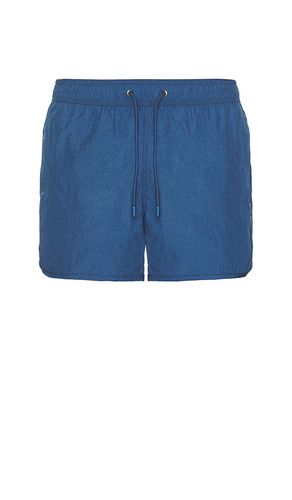 Nylon Crinkle 4 Scallop Swim Trunk in . Taglia M. Also in S, XL/1X - onia - Modalova