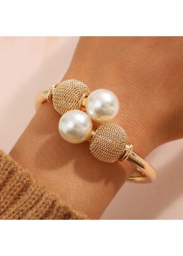 Gold Pearl Metal Detail Open Bracelet - unsigned - Modalova