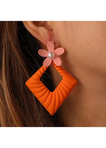 Pearl Detail Orange Square Metal Earrings - unsigned - Modalova