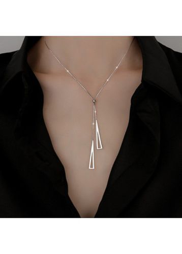 Silvery White Triangle Stainless Steel Necklace - unsigned - Modalova