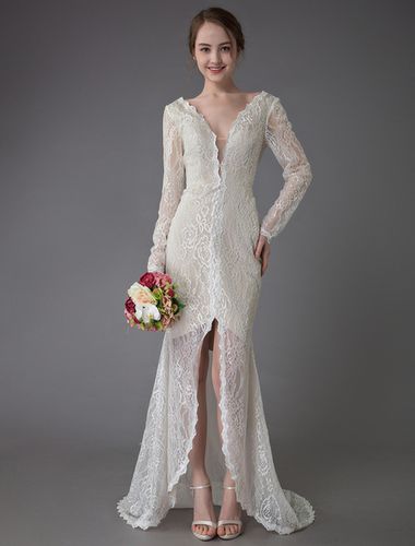Boho Wedding Dresses Lace V Neck Long Sleeve Sheath Beach Bridal Dress With Train - milanoo.com - Modalova