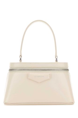 Bb60qmb00d 156 Borse A Mano - Givenchy - Modalova