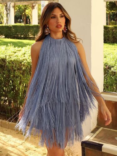 Mini-robe à franges et pompons dos nu et décolleté licou pour soirée 2026 - milanoo.com - Modalova