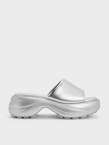 Charles & Keith - Metallic Wide-Strap Curved Platform Sports Sandals - Charles & Keith - Modalova