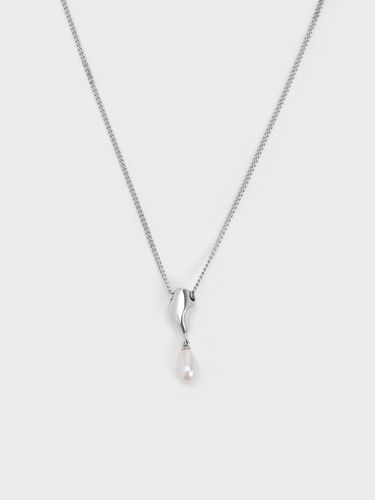 Charles & Keith - Corrine Teardrop Pearl Necklace - Charles & Keith - Modalova