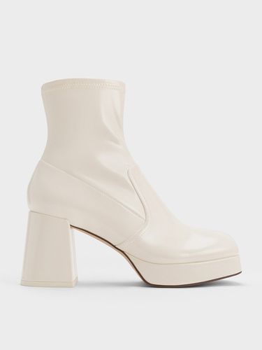 Charles & Keith - Patent Crinkle-Effect Block-Heel Boots - Charles & Keith - Modalova