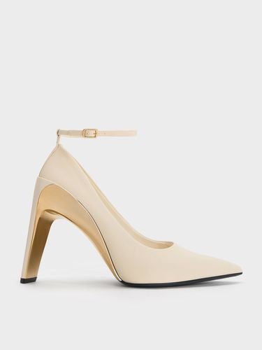 Charles & Keith - Devon Metallic Blade-Heel Pumps - Charles & Keith - Modalova