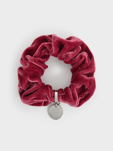 Charles & Keith - Velvet Scrunchie - Charles & Keith - Modalova