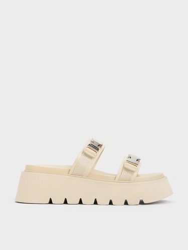 Charles & Keith - Laine Metallic-Buckle Flatform Sandals - Charles & Keith - Modalova