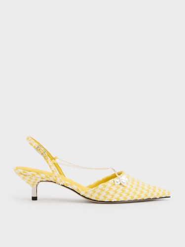 Charles & Keith - Houndstooth Flower-Accent Chain-Link Kitten-Heel Pumps - Charles & Keith - Modalova