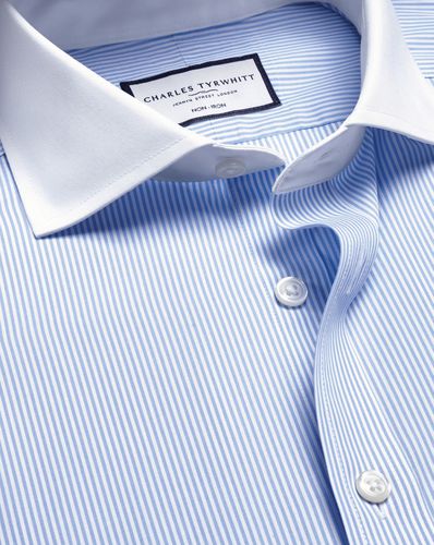 Men's Cutaway Collar Non-Iron Stripe Winchester Cotton Formal Shirt - Sky Single Cuff, Small by - Charles Tyrwhitt - Modalova