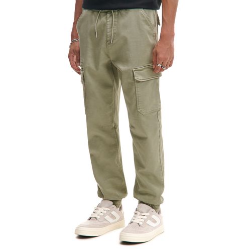 Joggers con bolsillos cargo - Cropp - Modalova