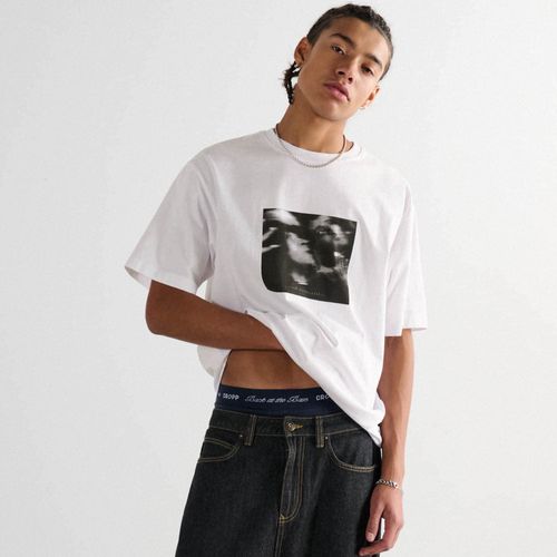 Camiseta blanca con estampado - Cropp - Modalova