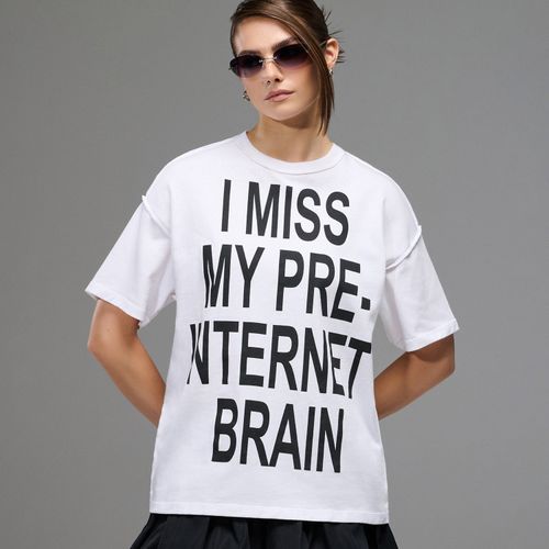 Camiseta oversize con estampado - Cropp - Modalova