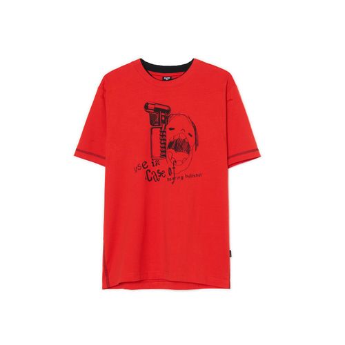 Camiseta roja con estampado - Cropp - Modalova