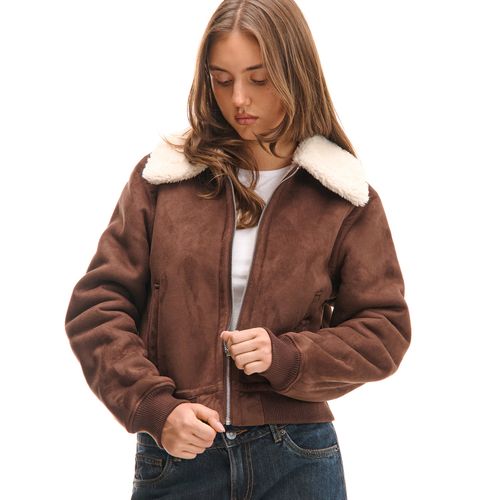 Chaqueta de ante sintético - Cropp - Modalova