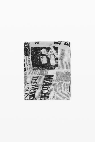 Rectangular newspaper scarf - U - Desigual - Modalova
