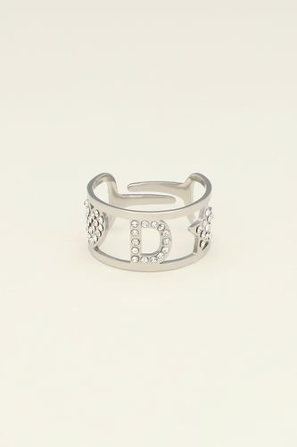 Buchstaben-Ring mit Steinen | - My jewellery - Modalova