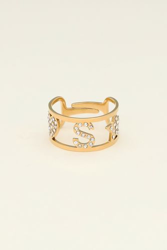 Buchstaben-Ring mit Steinen | - My jewellery - Modalova