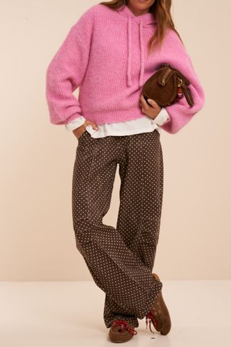 Dunkelbraune Barrel-Jeans mit Polka-Dots | - My jewellery - Modalova