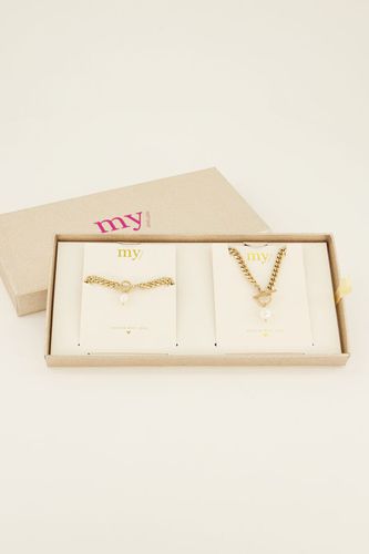Geschenkbox mit perlenbesetztem Gliederschmuck-Set | - My jewellery - Modalova