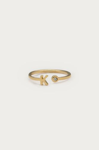Buchstaben-Ring mit Stein | - My jewellery - Modalova