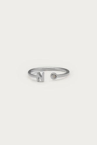 Buchstaben-Ring mit Stein | - My jewellery - Modalova
