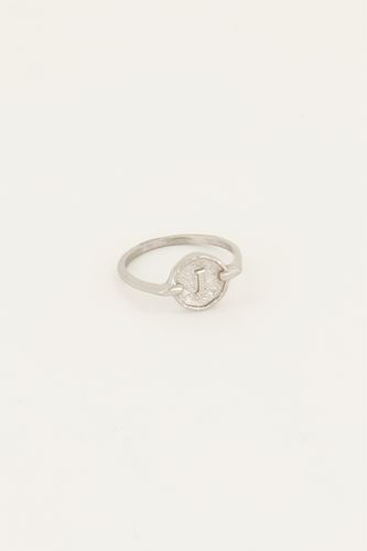 Ring mit Kreis und Buchstabe | - My jewellery - Modalova