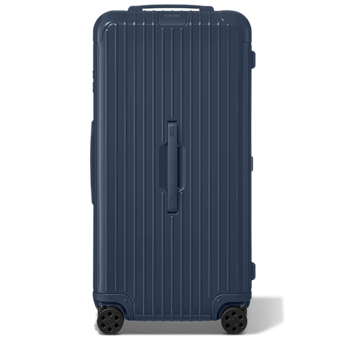 Essential Trunk Plus Suitcase in - 31.5x14.6x16.1" - RIMOWA - Modalova