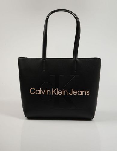 Bolso Sculpted Shopper29 Mono - Calvin Klein - Modalova