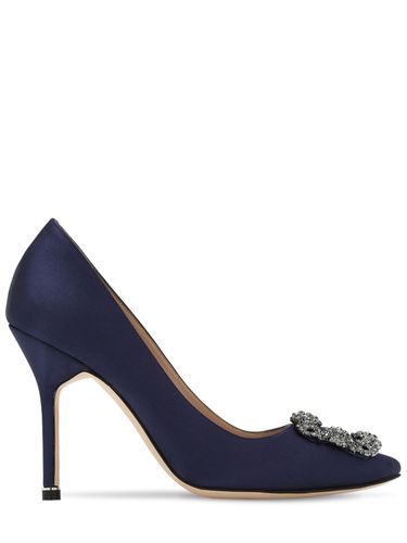 Mm Hangisi Satin Pumps - MANOLO BLAHNIK - Modalova