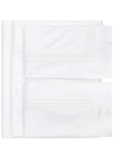 Embroidery Triplo Pop Flat Bedding Set - FRETTE - Modalova