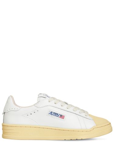 Bob Lutz Low Leather Sneakers - AUTRY - Modalova