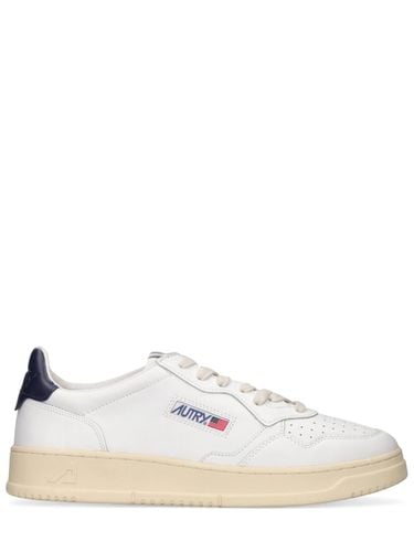 Medalist Low Sneakers - AUTRY - Modalova