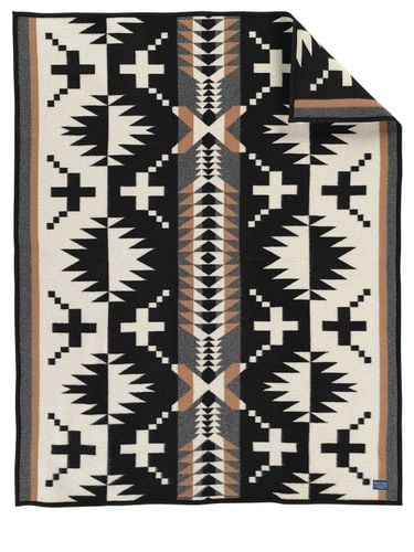 Spider Rock Napped Jacquard Throw - PENDLETON WOOLEN MILLS - Modalova