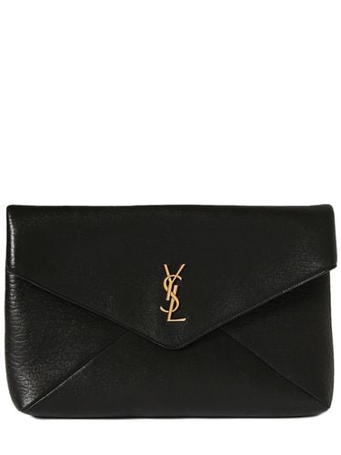 Large Cassandre Leather Envelope Pouch - SAINT LAURENT - Modalova