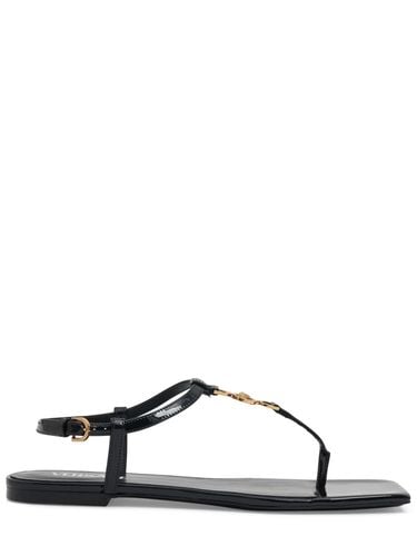 Patent Leather Thong Sandals - VERSACE - Modalova