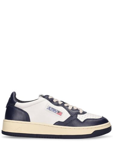 Medalist Low Leather Sneakers - AUTRY - Modalova