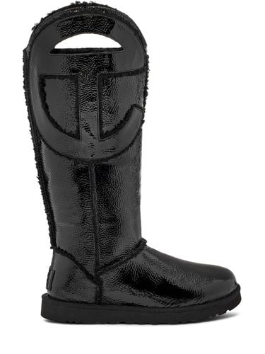 Mm Telfar Tall Crinkle Patent Boots - UGG X TELFAR - Modalova