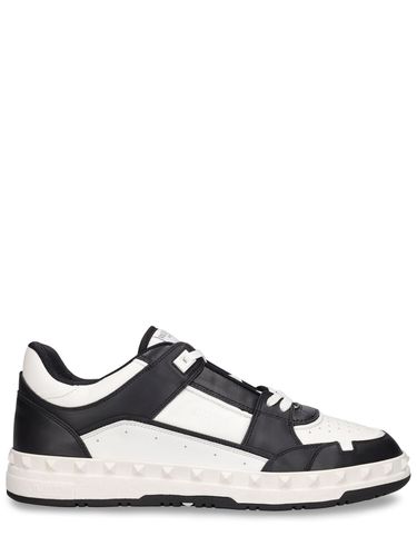 Freedots Leather Low Top Sneakers - VALENTINO GARAVANI - Modalova